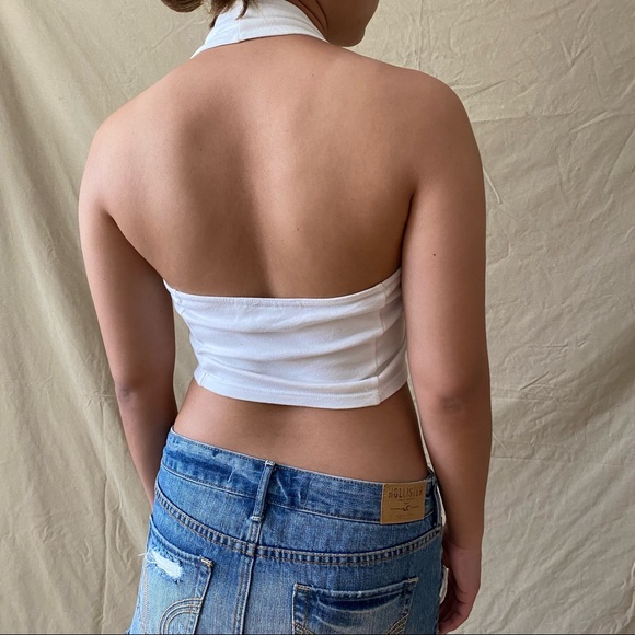 🚫SOLD🚫 White Halter Crop Top 🤍 - Picture 3 of 4